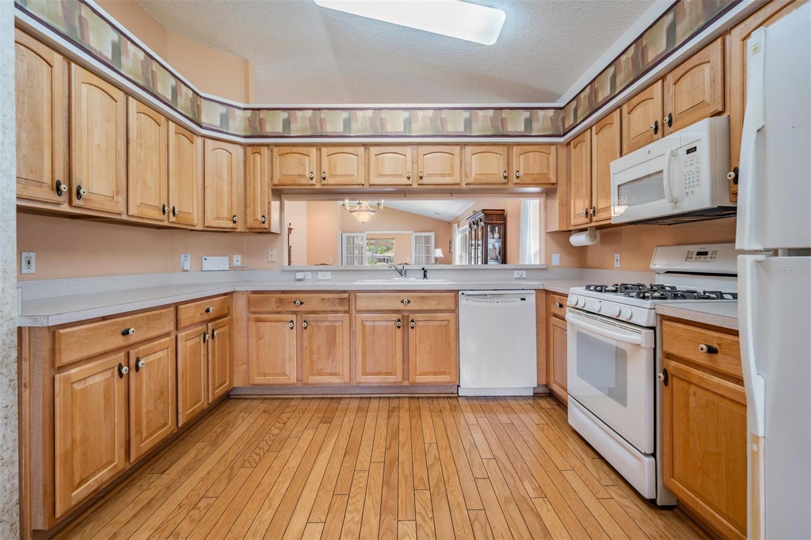 1053 WINDING WILLOW DRIVE