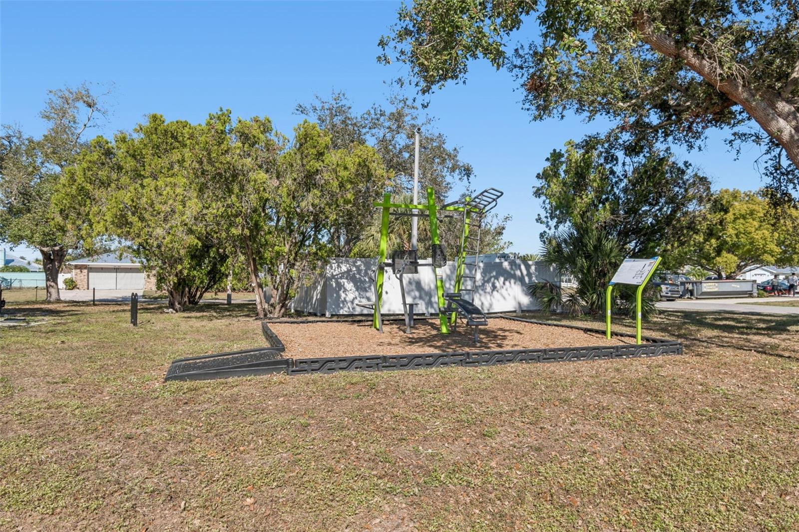 EAST GATE - Residential