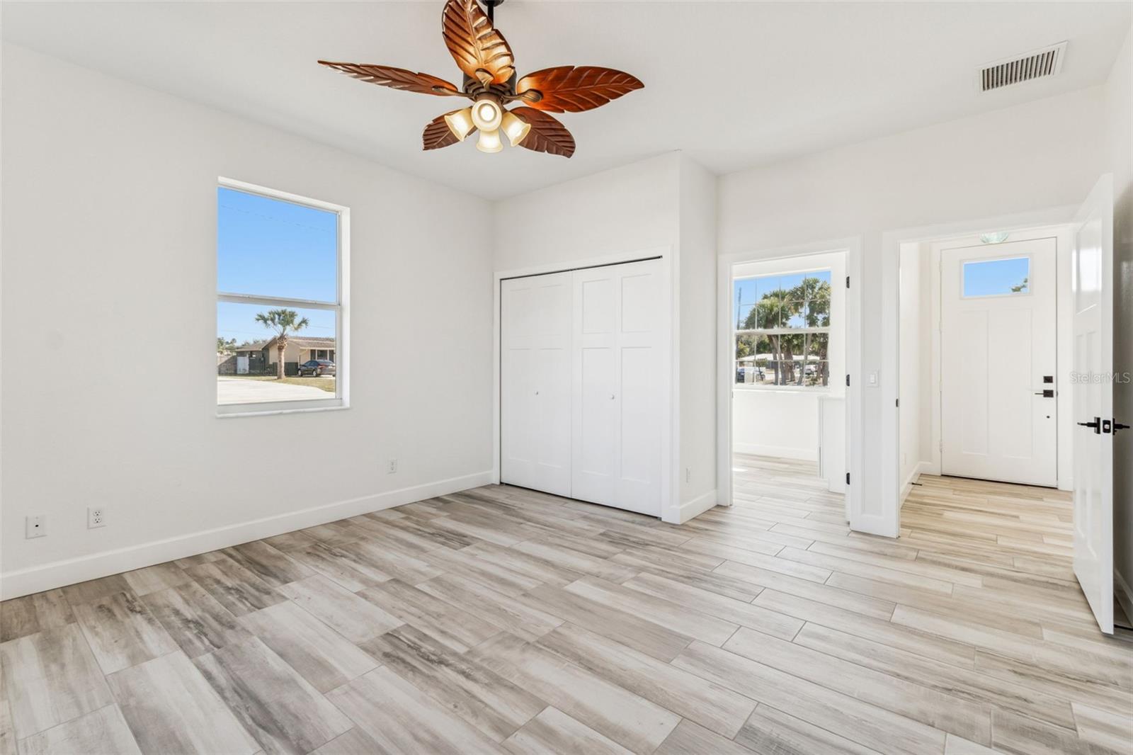 EAST GATE - Residential