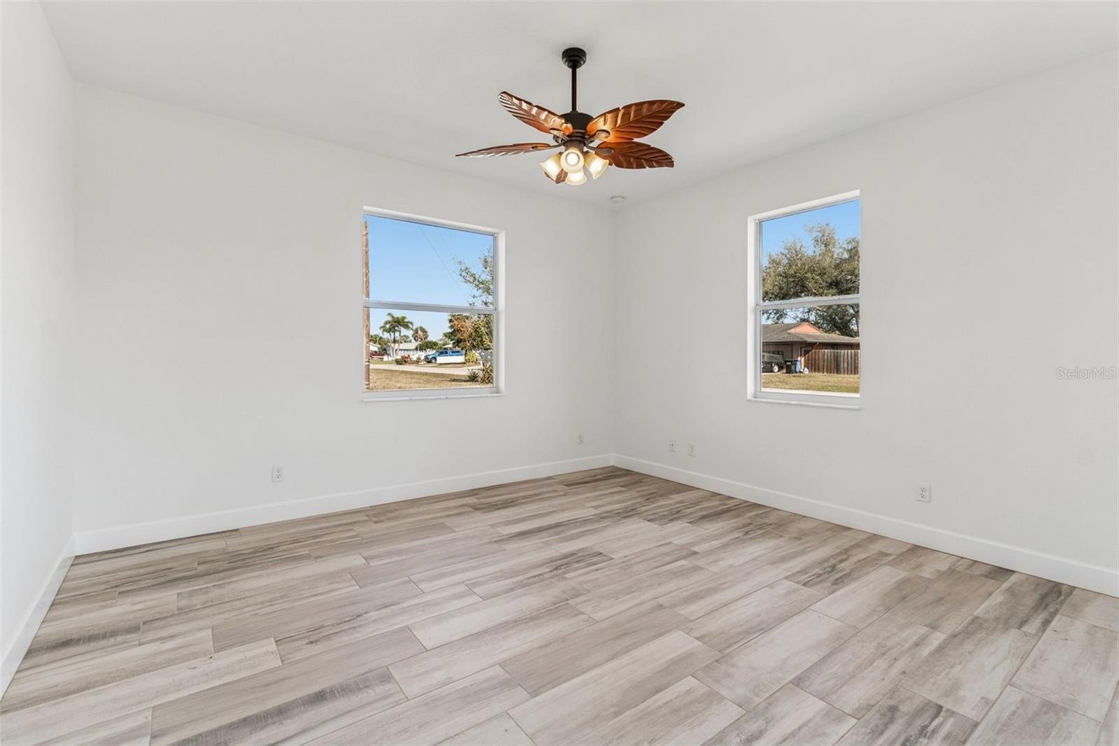 EAST GATE - Residential