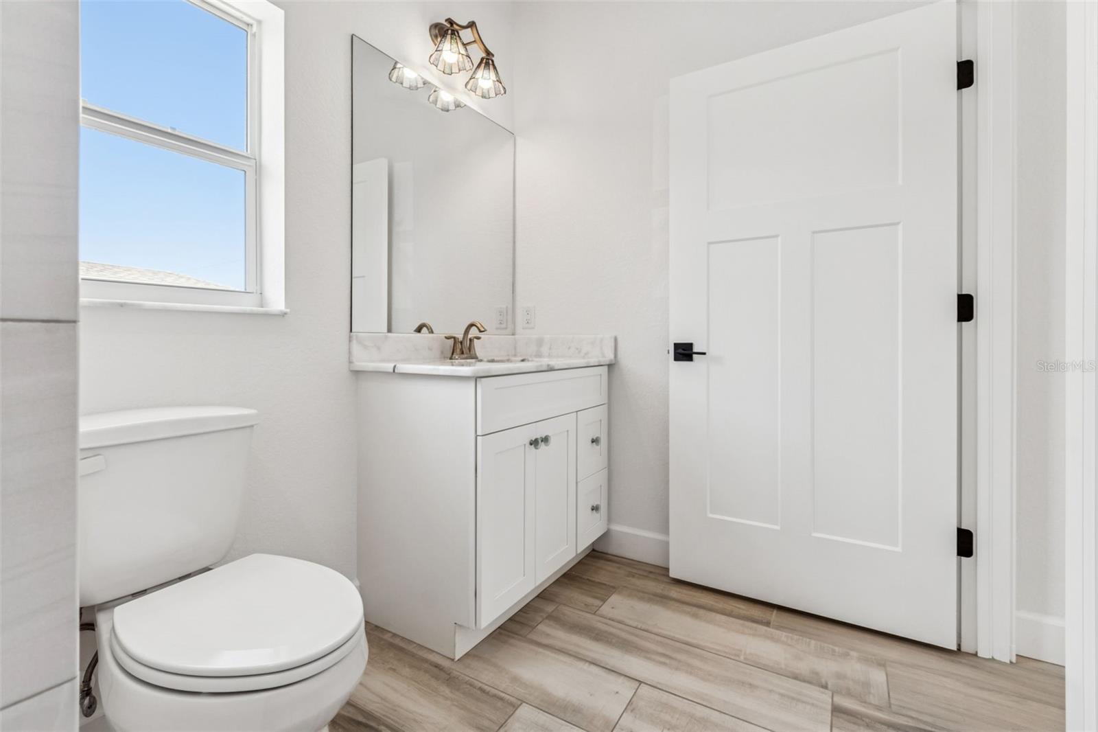 EAST GATE - Residential