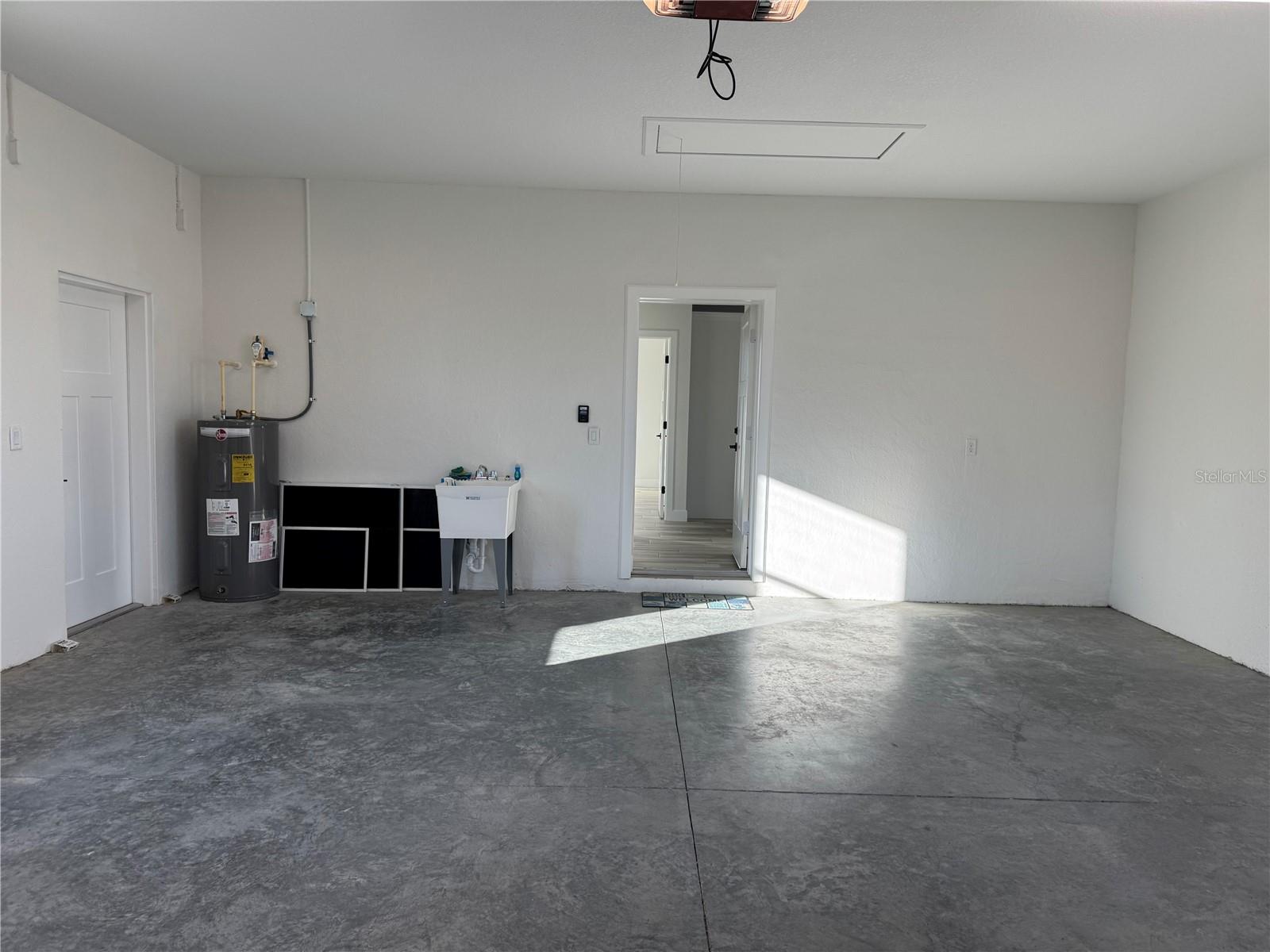 EAST GATE - Residential