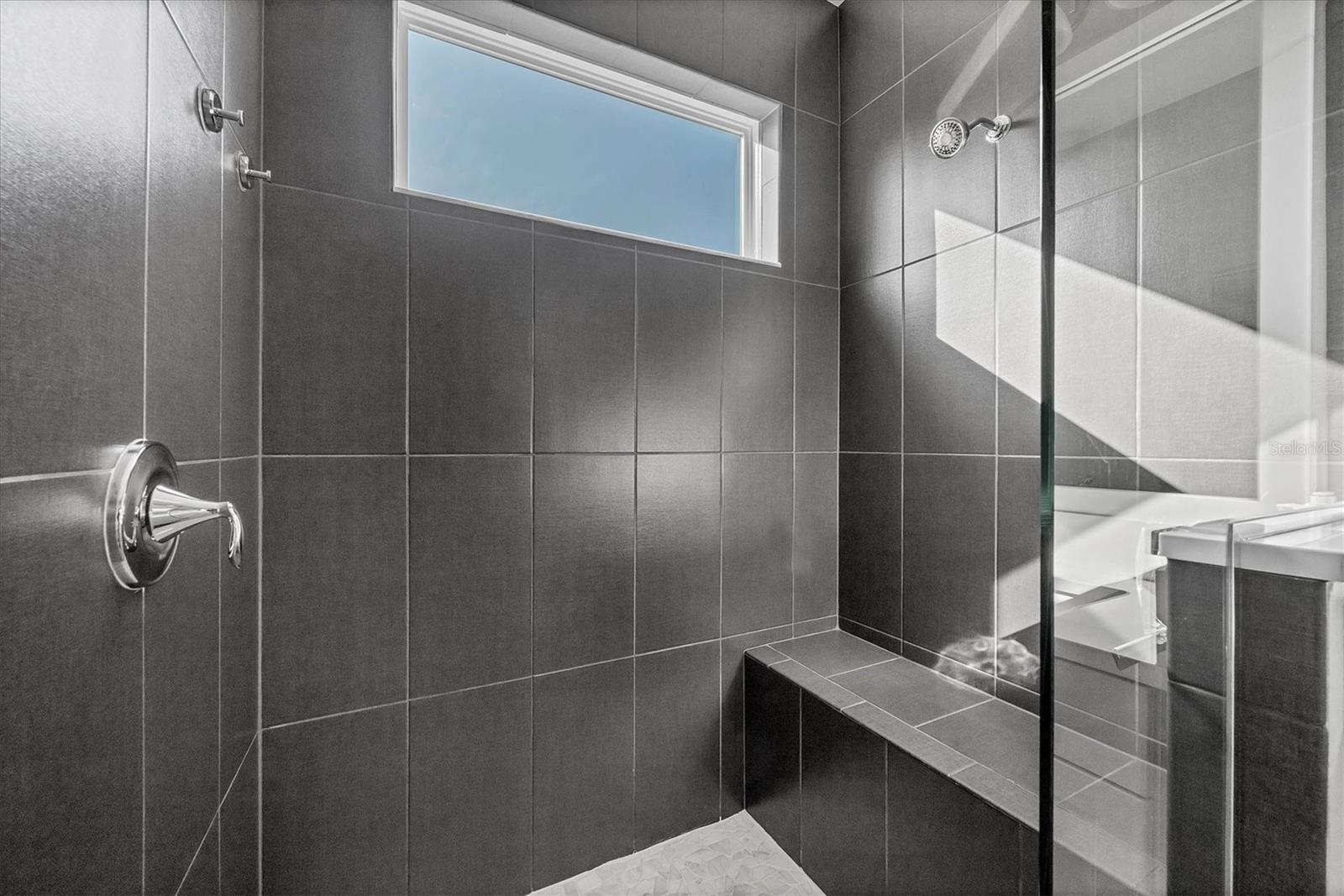 AMBERLY - Residential