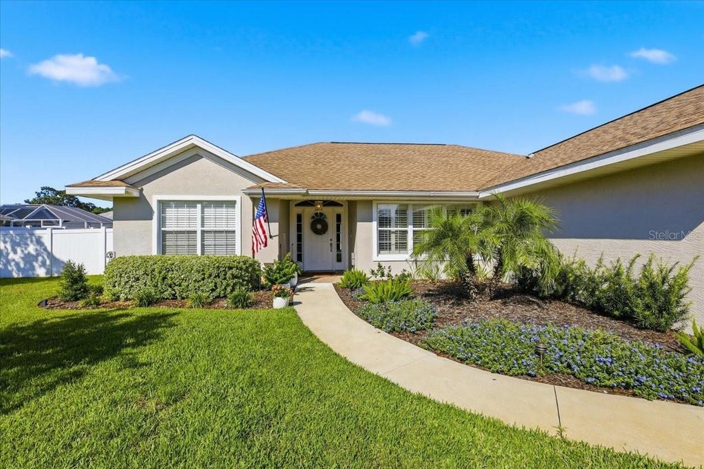 Photo of 13 Burnham Lane, Palm Coast, FL 32137 (MLS # FC320933)