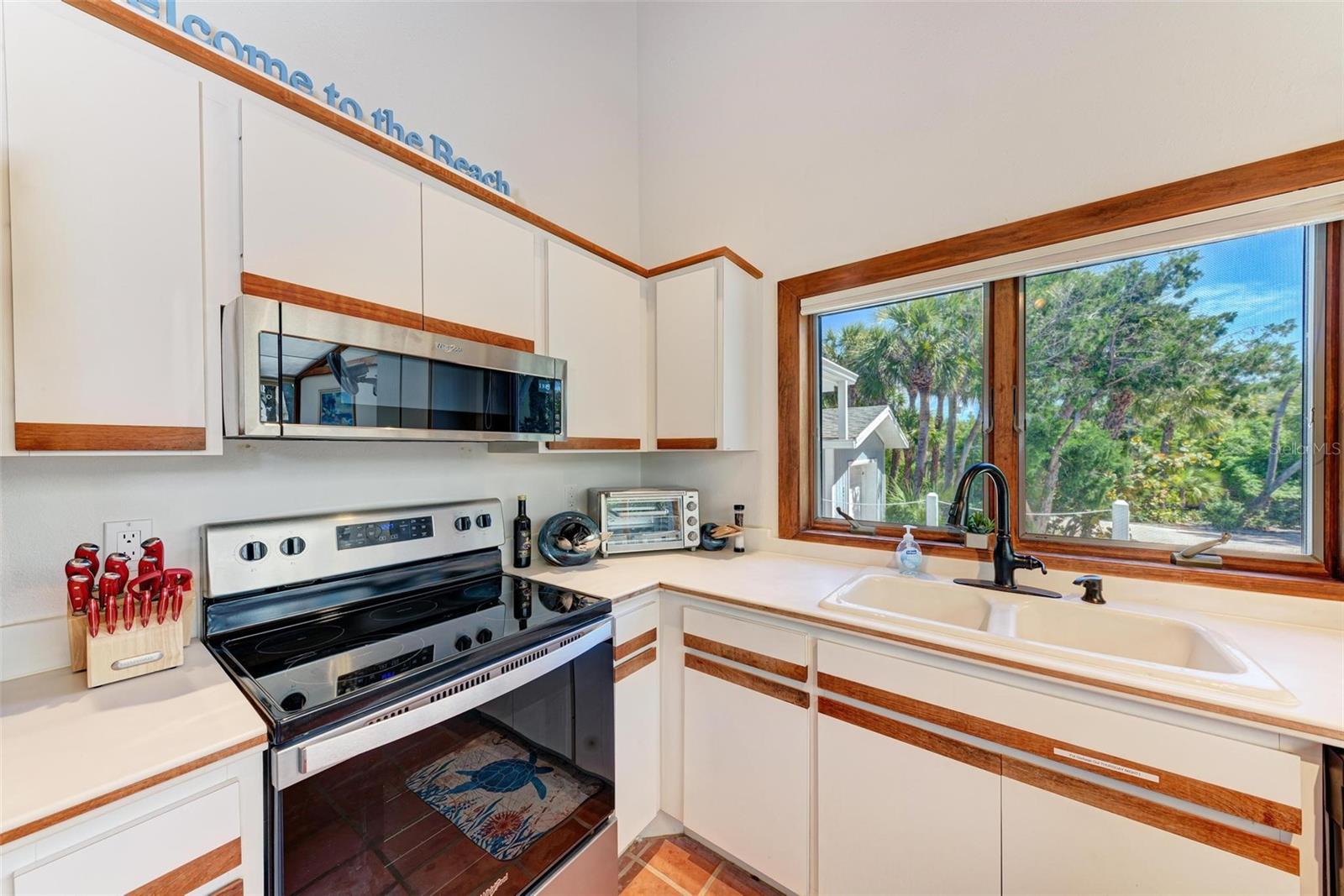 0000 - NOT PART OF A SUBDIVISION - Residential