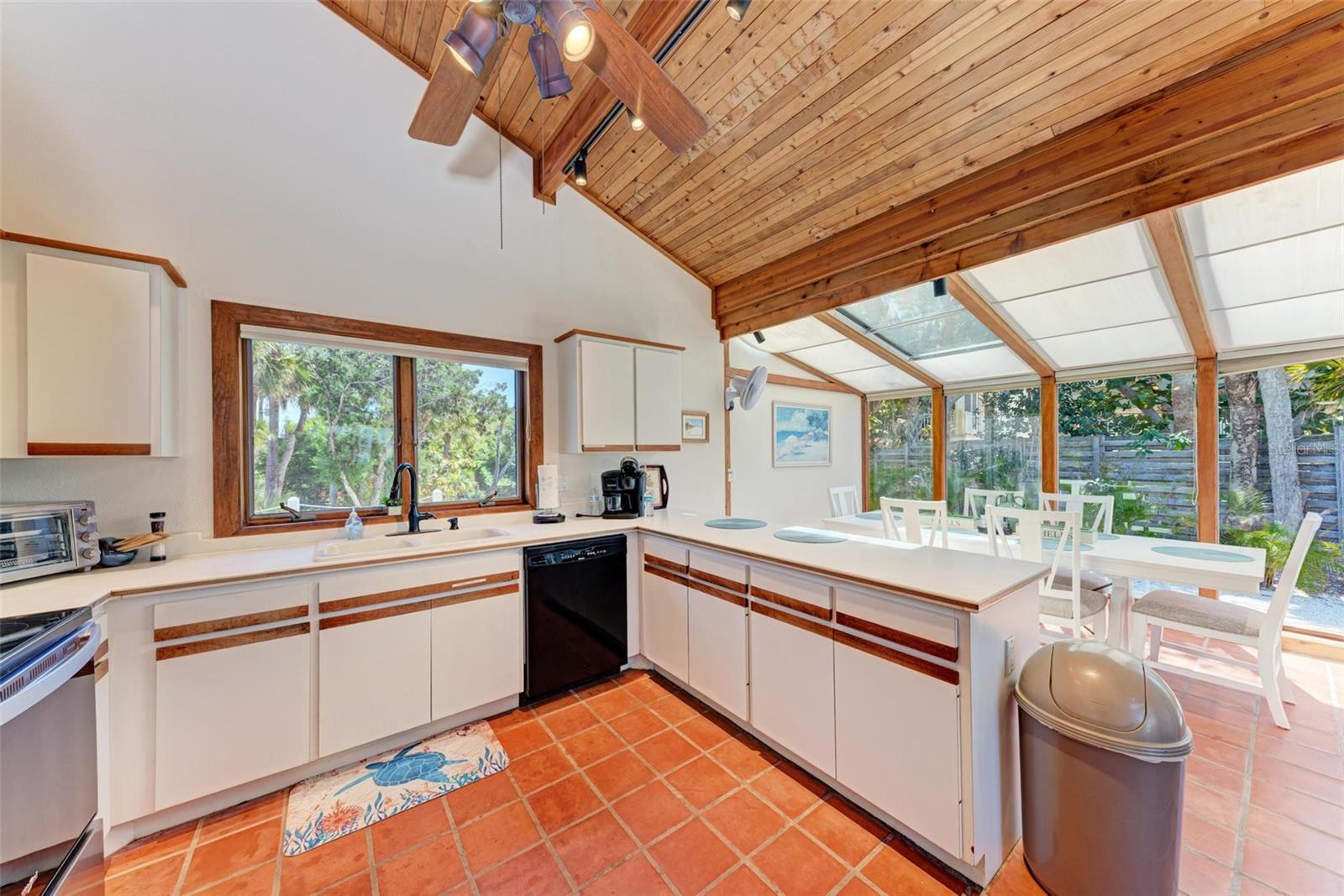 0000 - NOT PART OF A SUBDIVISION - Residential
