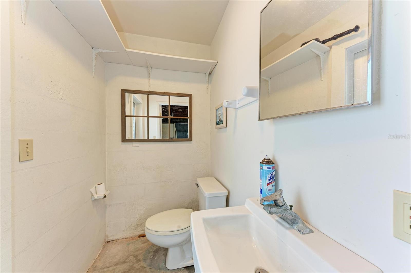 0000 - NOT PART OF A SUBDIVISION - Residential