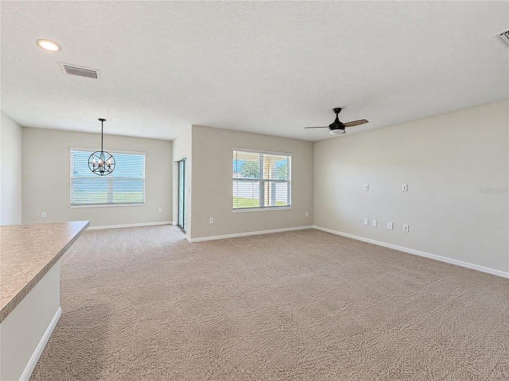 Photo of 4273 NE 29th Place, Ocala, FL 34470 (MLS # O6452049)