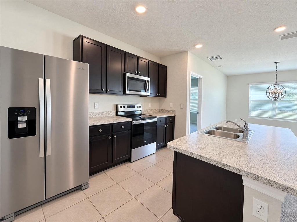 Photo of 4273 NE 29th Place, Ocala, FL 34470 (MLS # O6452049)