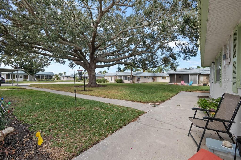 Photo of 1802 Bedford Lane #2, Sun City Center, FL 33573 (MLS # TB8435389)