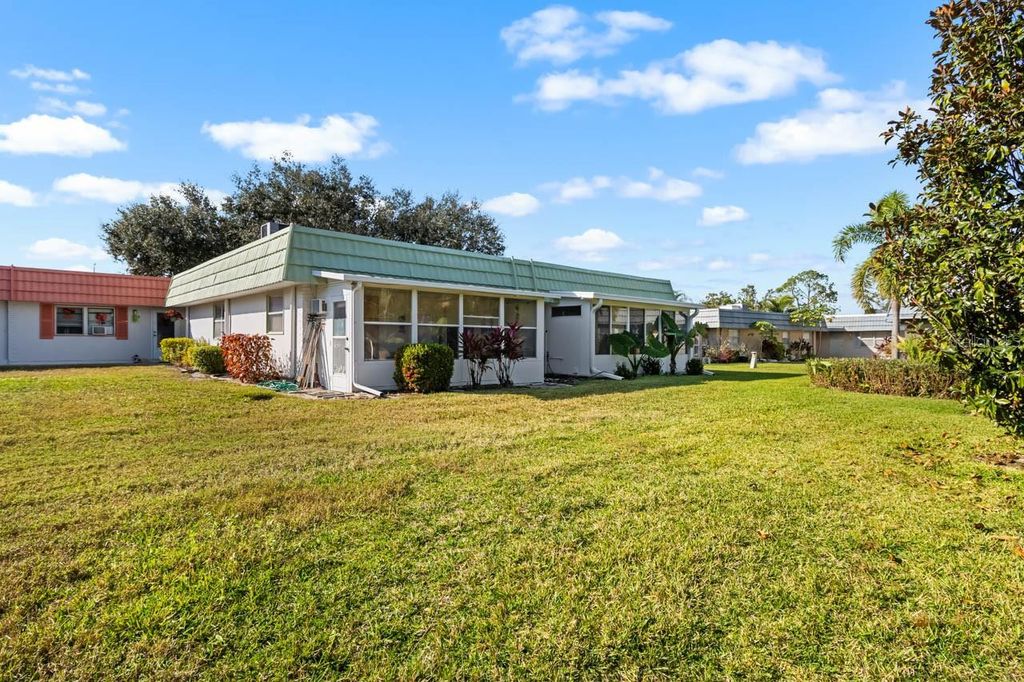 Photo of 1802 Bedford Lane #2, Sun City Center, FL 33573 (MLS # TB8435389)