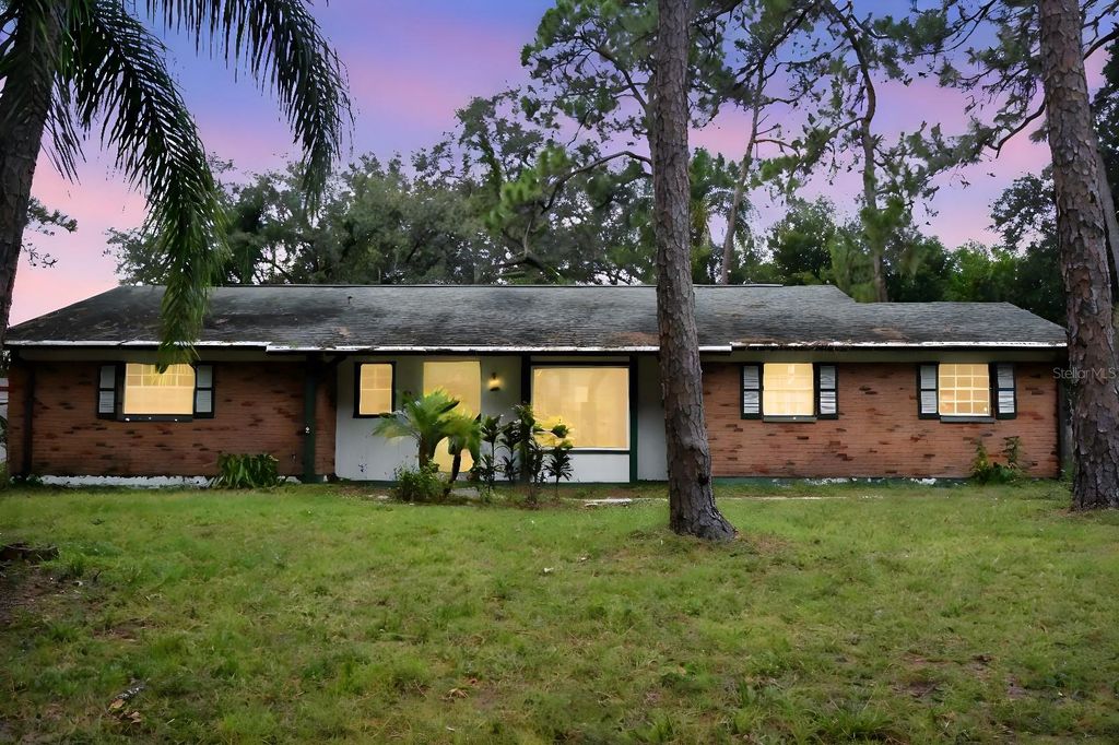 Photo of 1405 Big Oak Court, Brandon, FL 33511 (MLS # W7867941)
