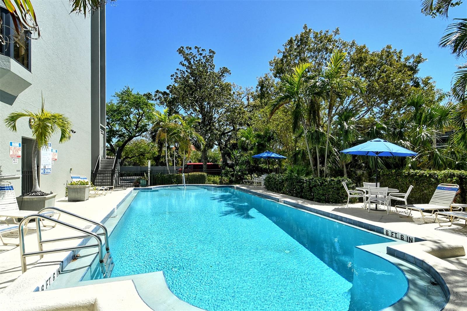 PALM PLACE - Residential