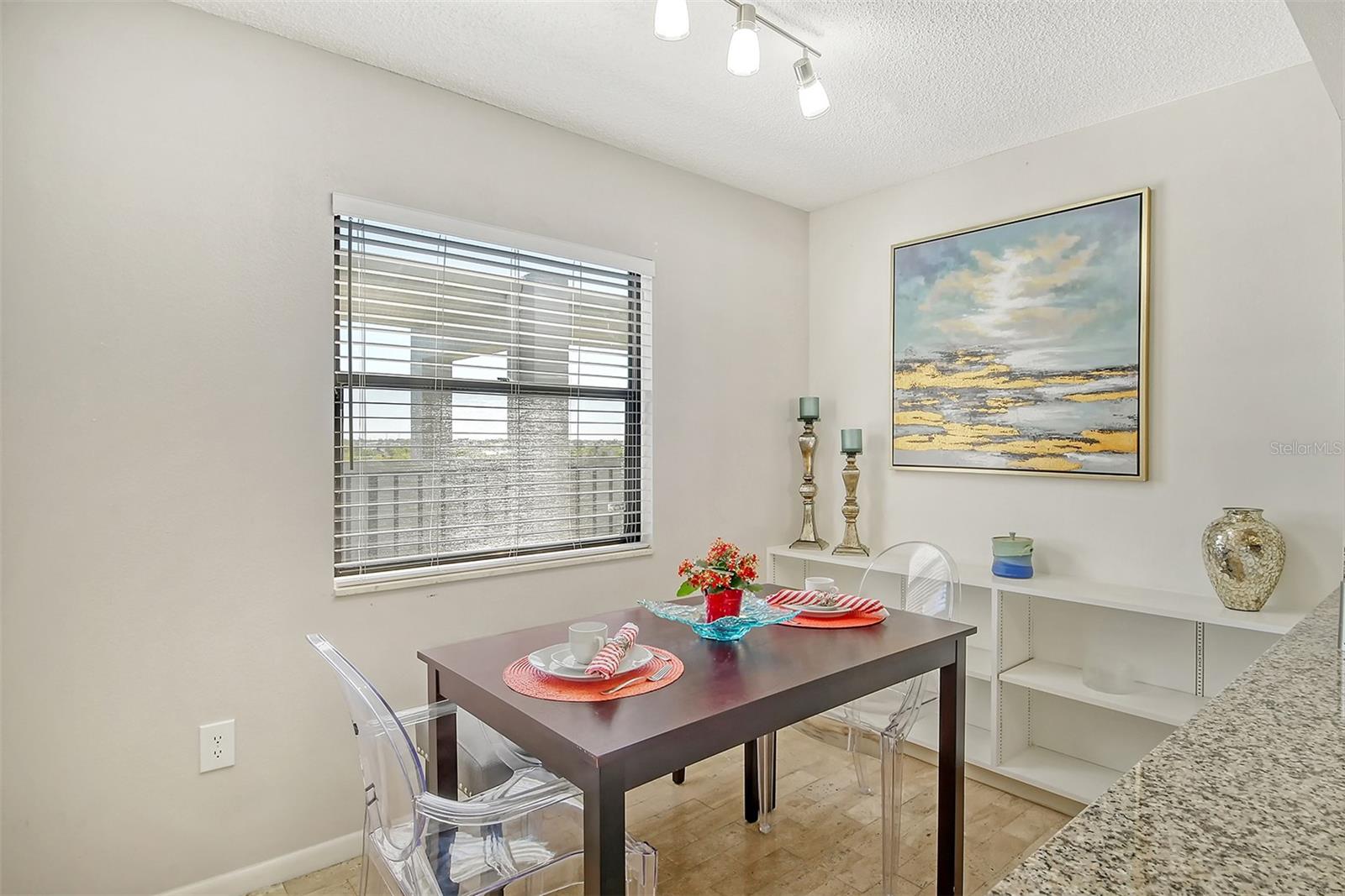 PALM PLACE - Residential