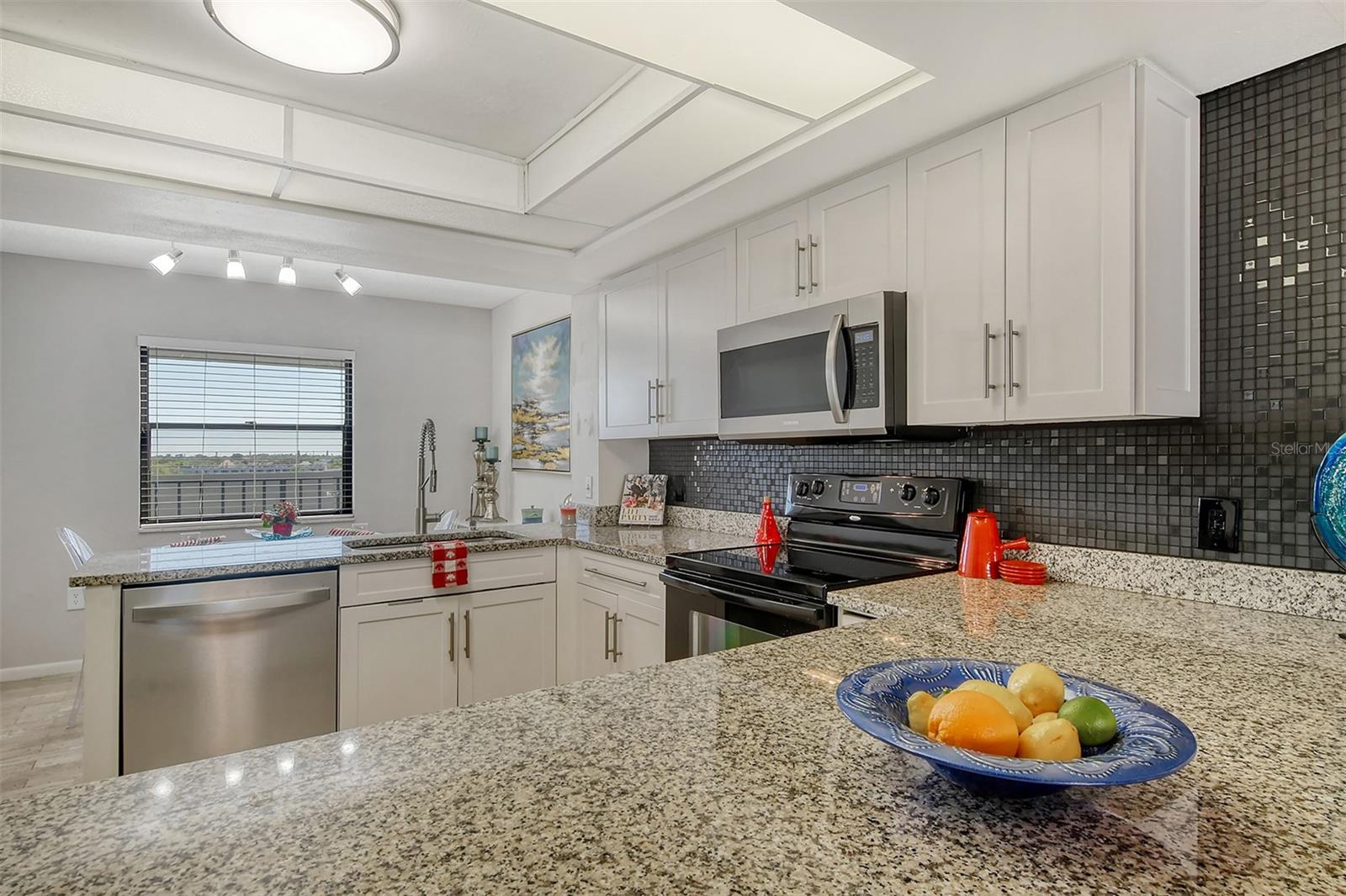 PALM PLACE - Residential