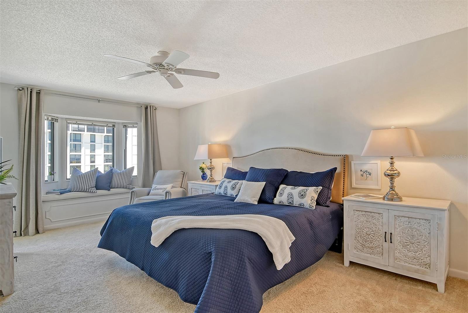 PALM PLACE - Residential