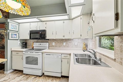 Tiny photo for 7480 E Highway 25, Belleview, FL 34420 (MLS # TB8528648)