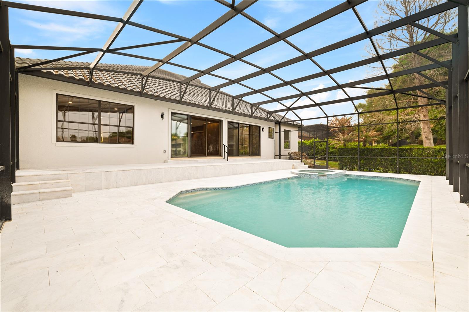 JOHNS COVE 43/104 - Residential