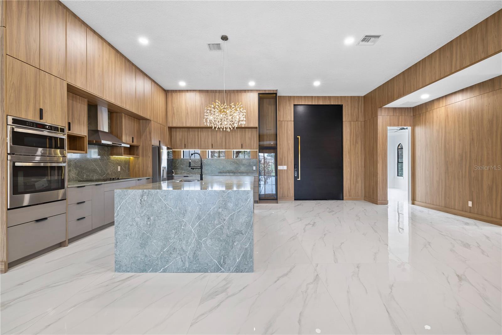 JOHNS COVE 43/104 - Residential