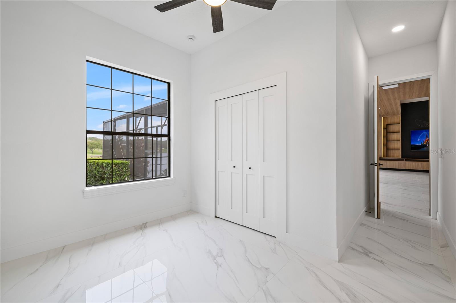 JOHNS COVE 43/104 - Residential