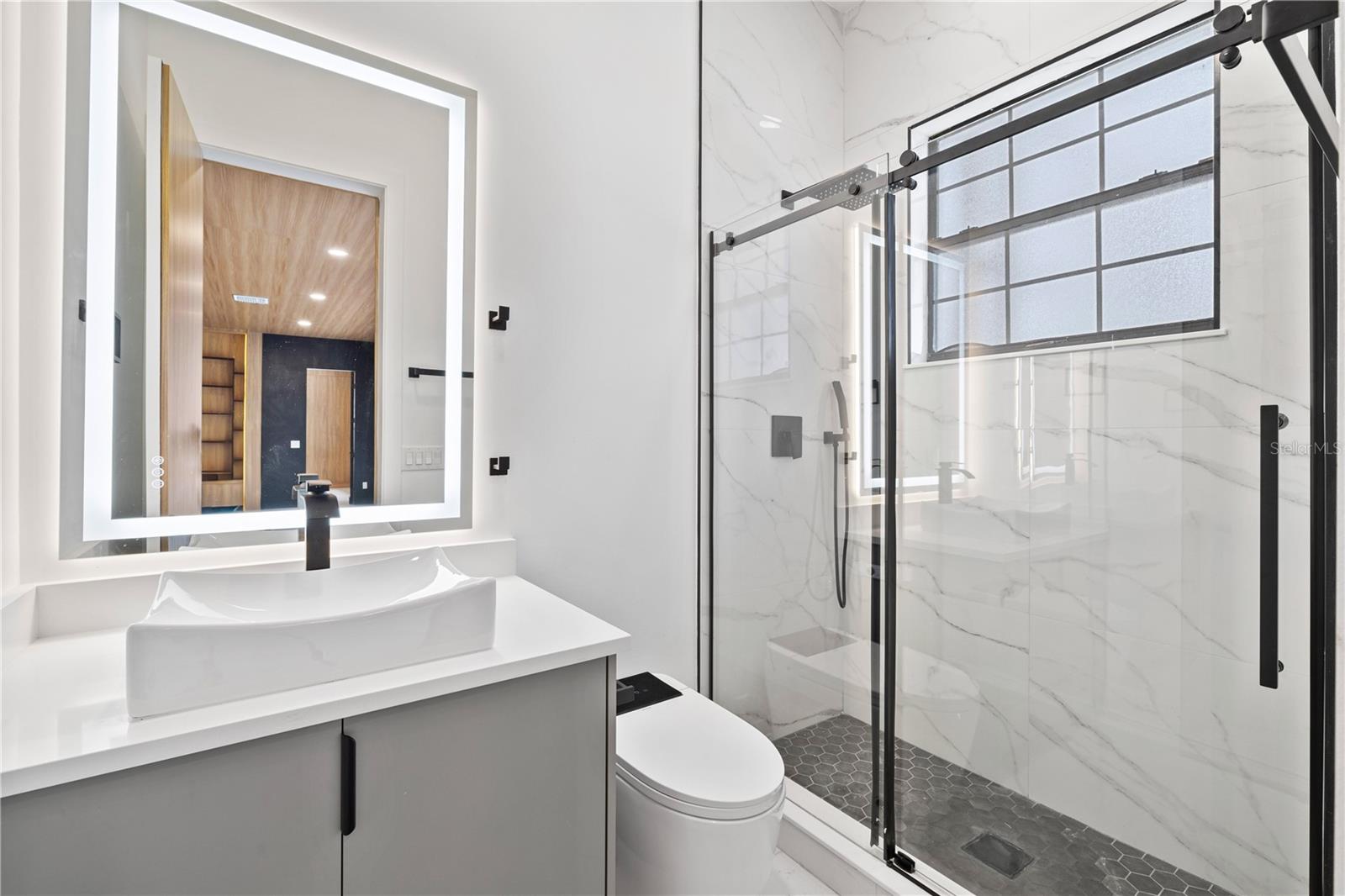 JOHNS COVE 43/104 - Residential