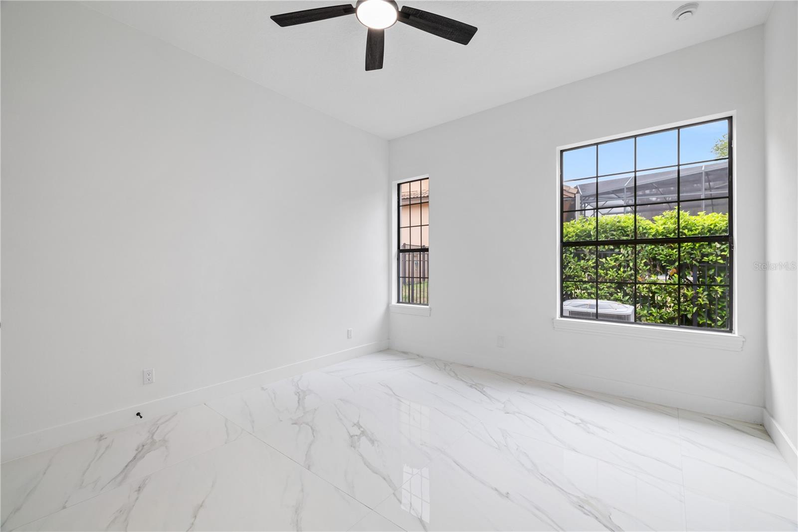 JOHNS COVE 43/104 - Residential