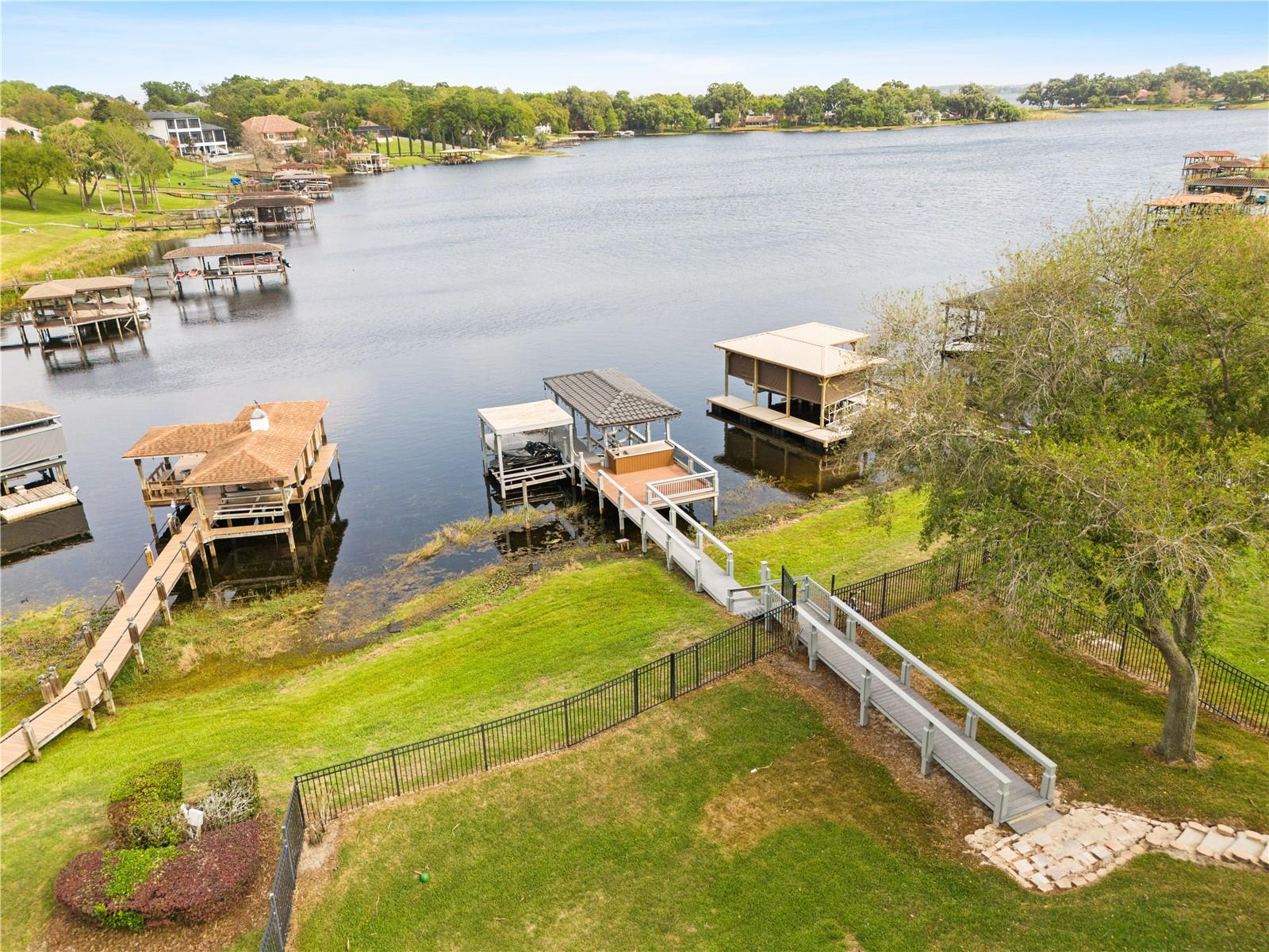 JOHNS COVE 43/104 - Residential