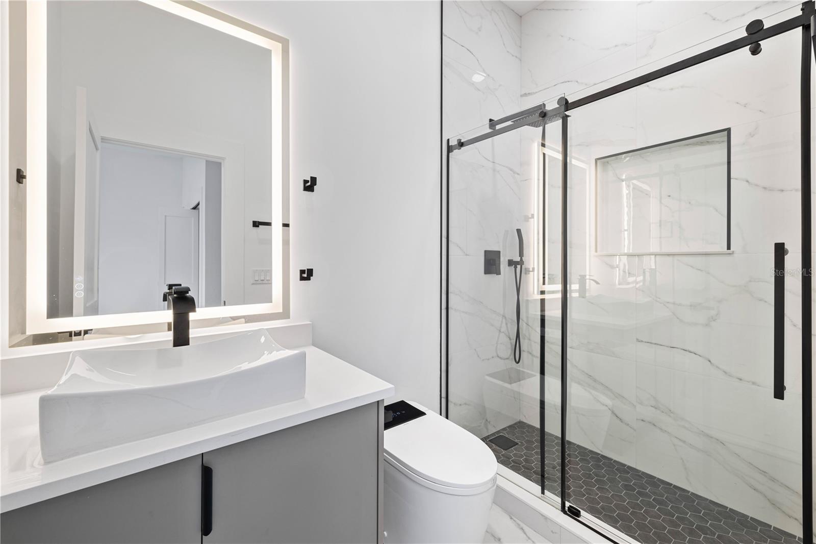 JOHNS COVE 43/104 - Residential