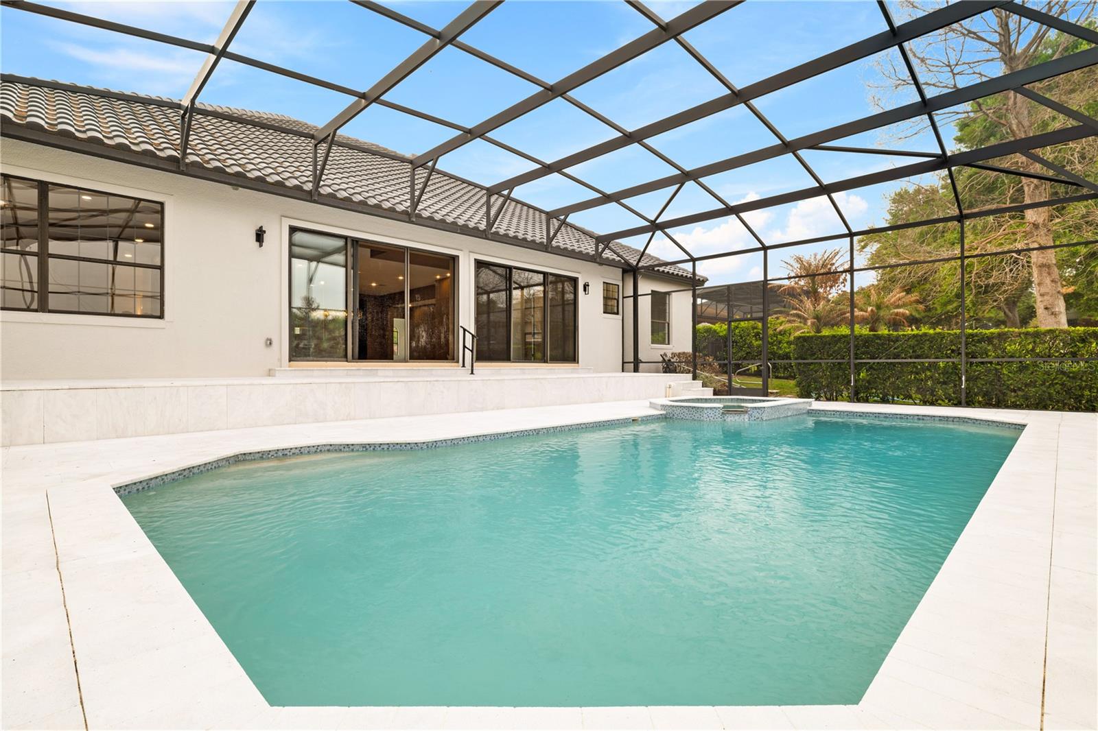 JOHNS COVE 43/104 - Residential