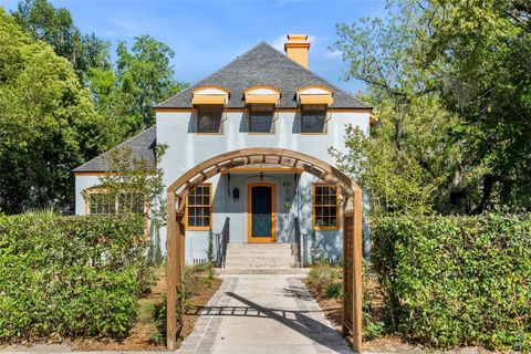 Photo of 521 NE 6th Street, Gainesville, FL 32601 (MLS # GC539480)