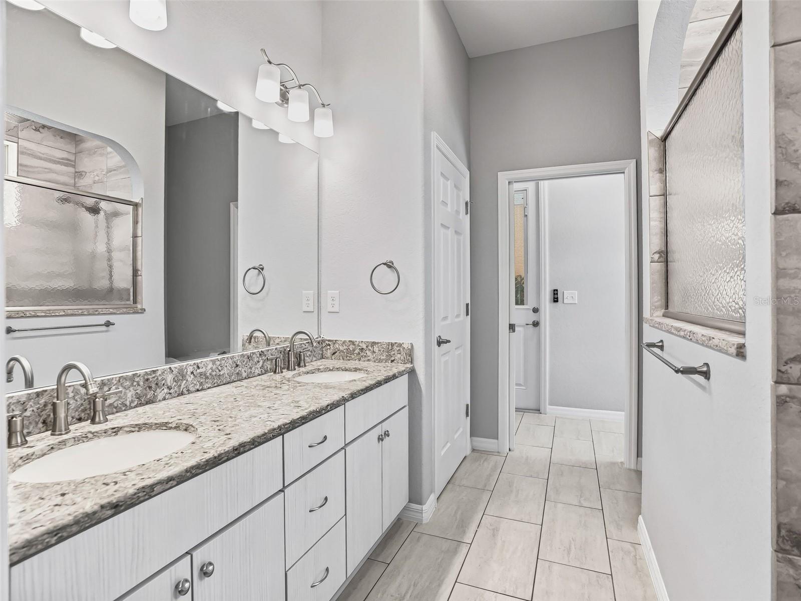 NORTH VALLEY/STONECREST UN 02 - Residential