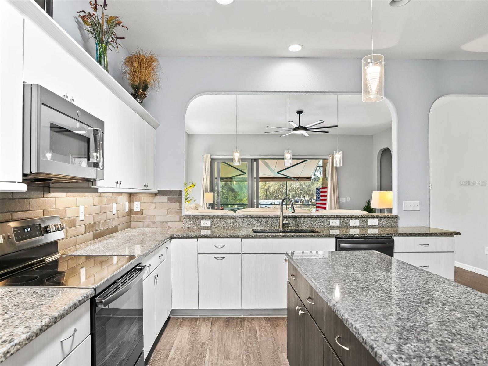 NORTH VALLEY/STONECREST UN 02 - Residential