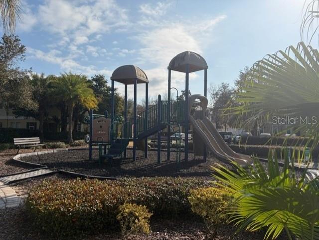 OASIS COVE 2 AT LAKESIDE VILAGE - Residential