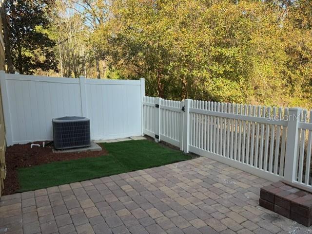 OASIS COVE 2 AT LAKESIDE VILAGE - Residential