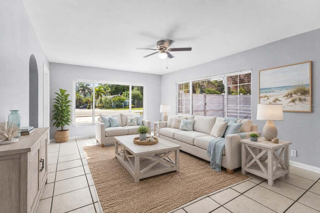 Photo of 605 S Florida Avenue, Tarpon Springs, FL 34689 (MLS # TB8524031)