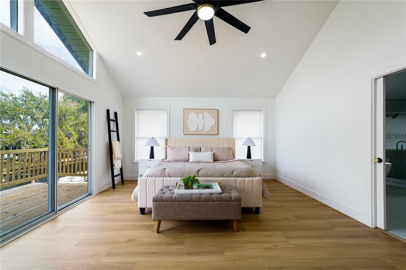 LAKE TARPON ESTATES - Residential