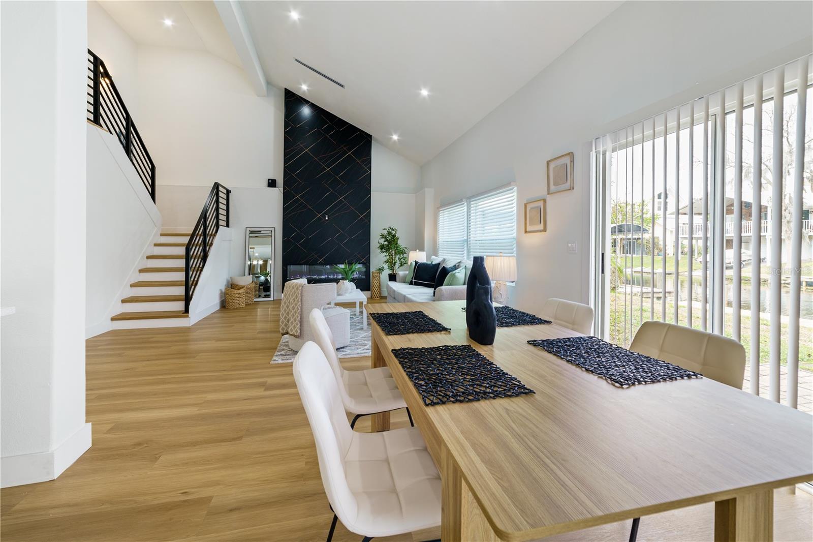 LAKE TARPON ESTATES - Residential