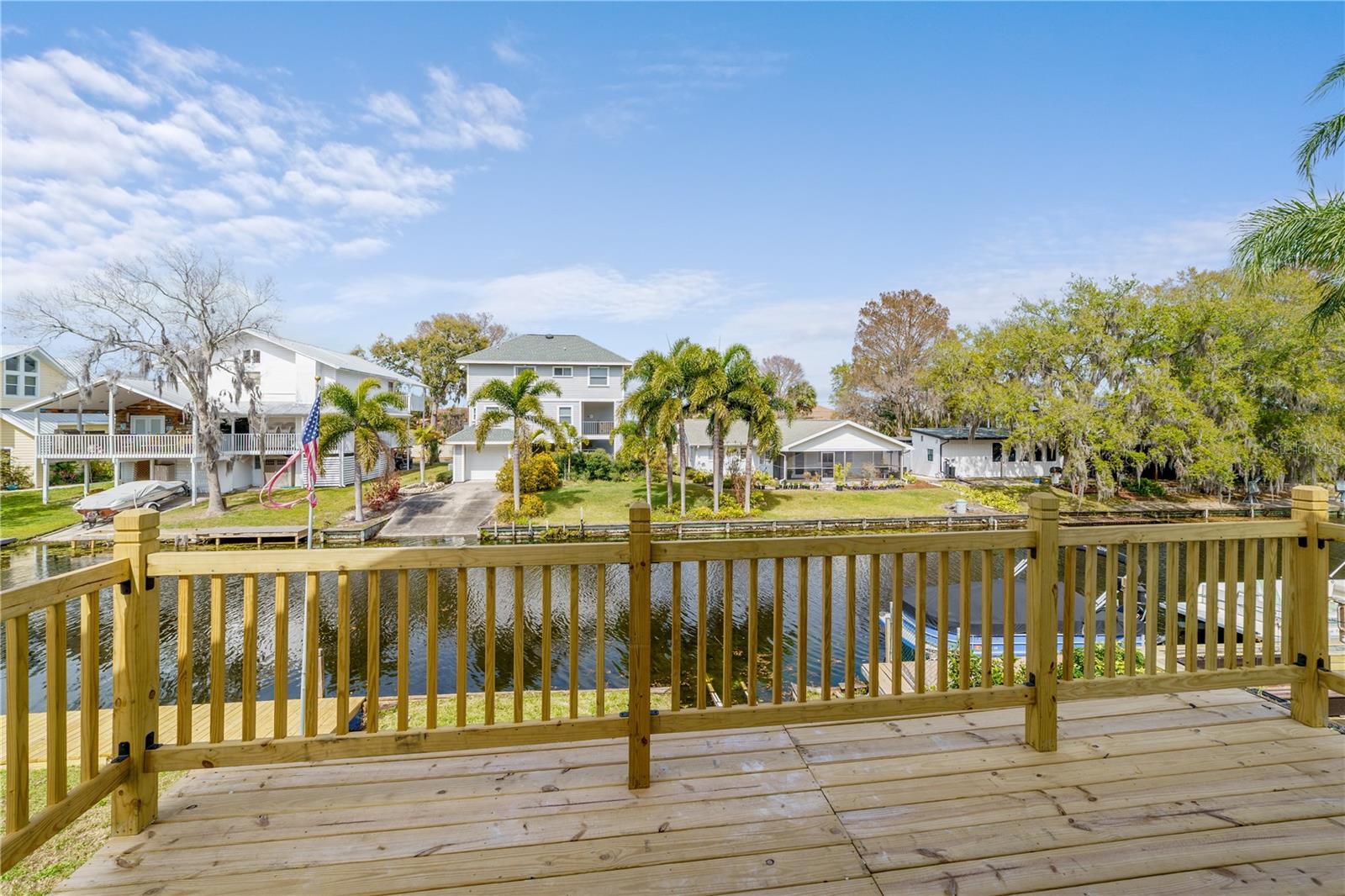 LAKE TARPON ESTATES - Residential