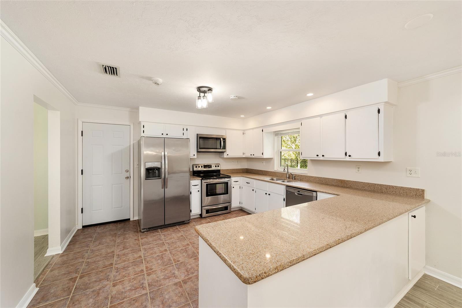 SERENOLA ESTATES AMD 1ST ADD SERENOL - Residential