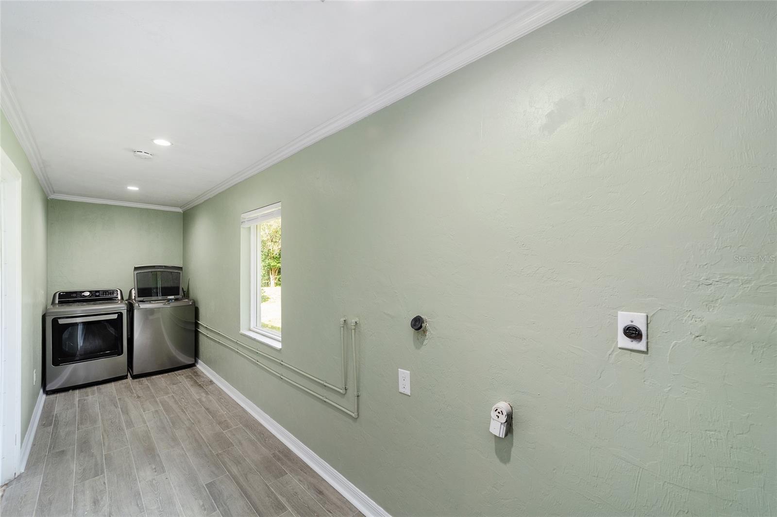 SERENOLA ESTATES AMD 1ST ADD SERENOL - Residential