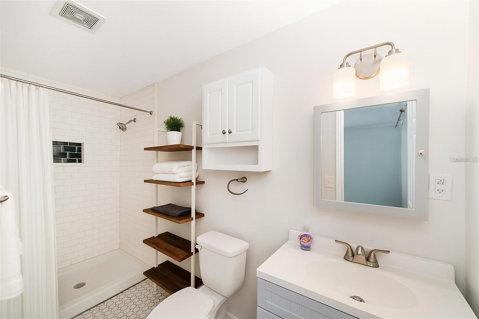 SERENOLA ESTATES AMD 1ST ADD SERENOL - Residential