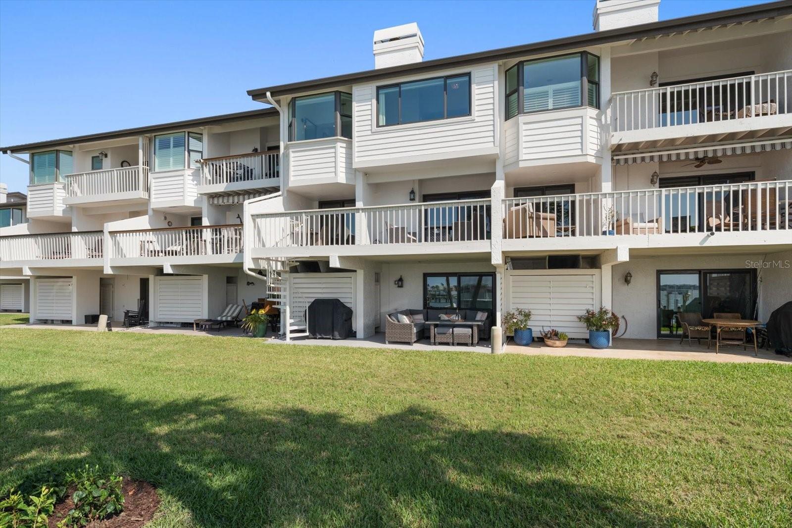 MARINA DEL REY AT SAND KEY - Residential