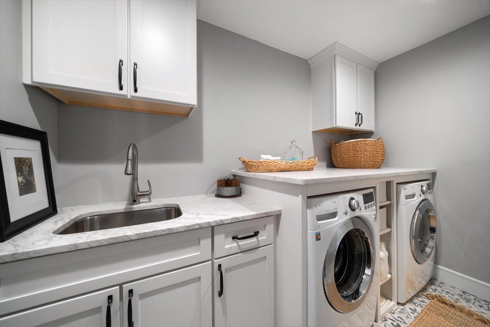 MARINA DEL REY AT SAND KEY - Residential