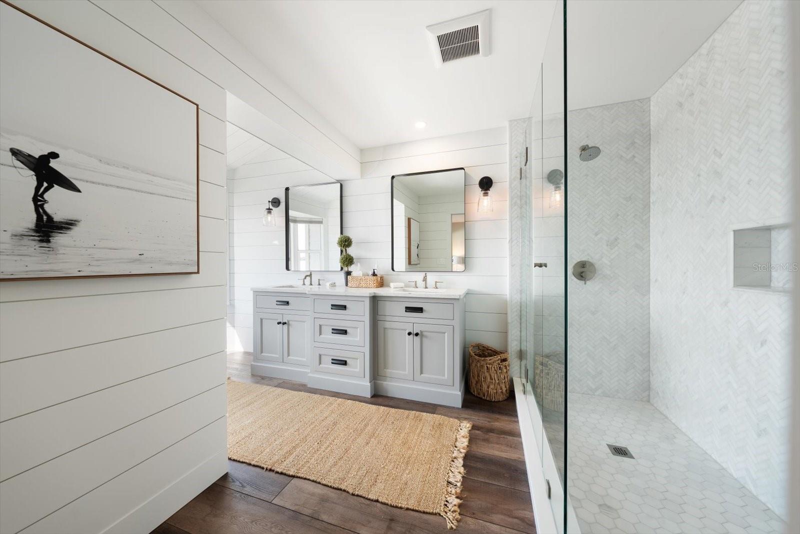 MARINA DEL REY AT SAND KEY - Residential