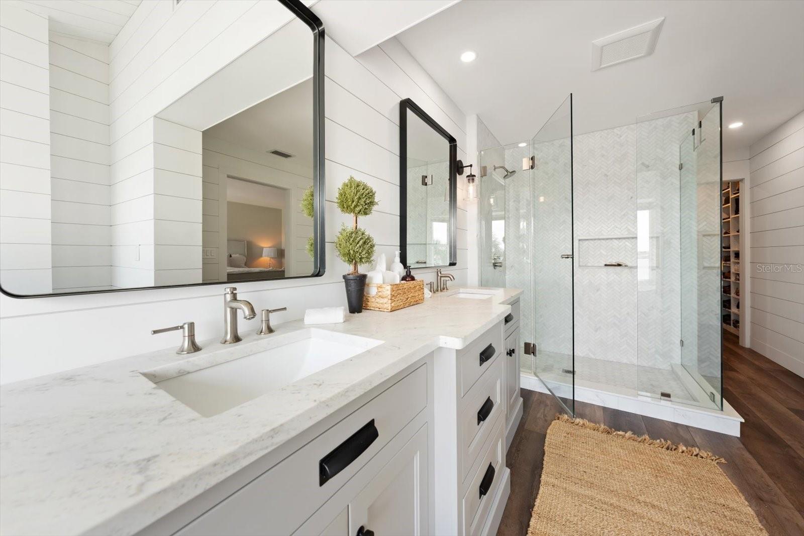 MARINA DEL REY AT SAND KEY - Residential