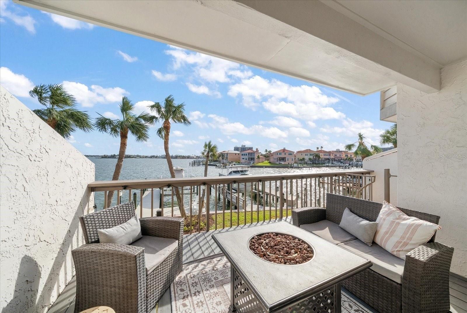 MARINA DEL REY AT SAND KEY - Residential