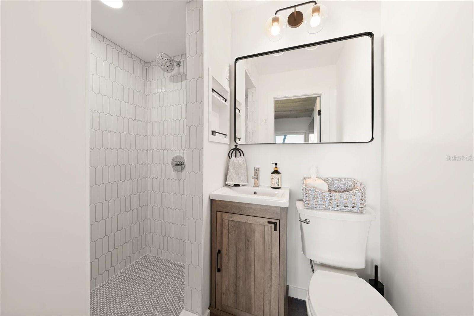 MARINA DEL REY AT SAND KEY - Residential