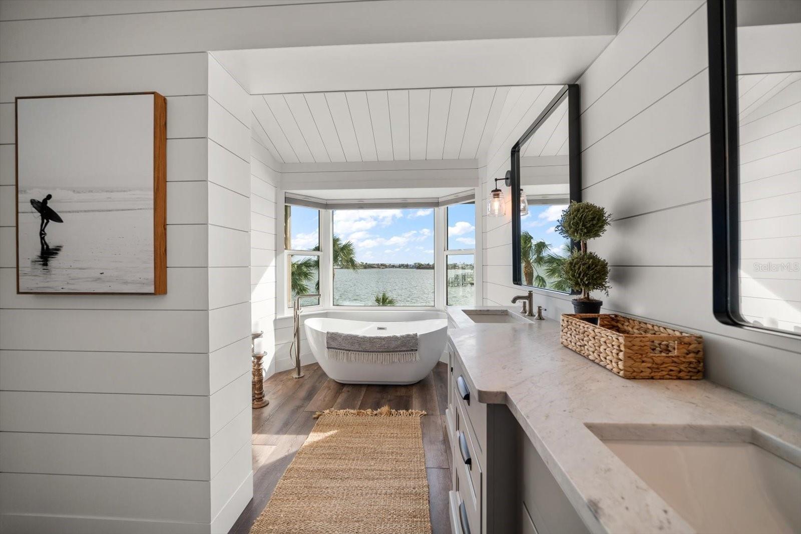 MARINA DEL REY AT SAND KEY - Residential