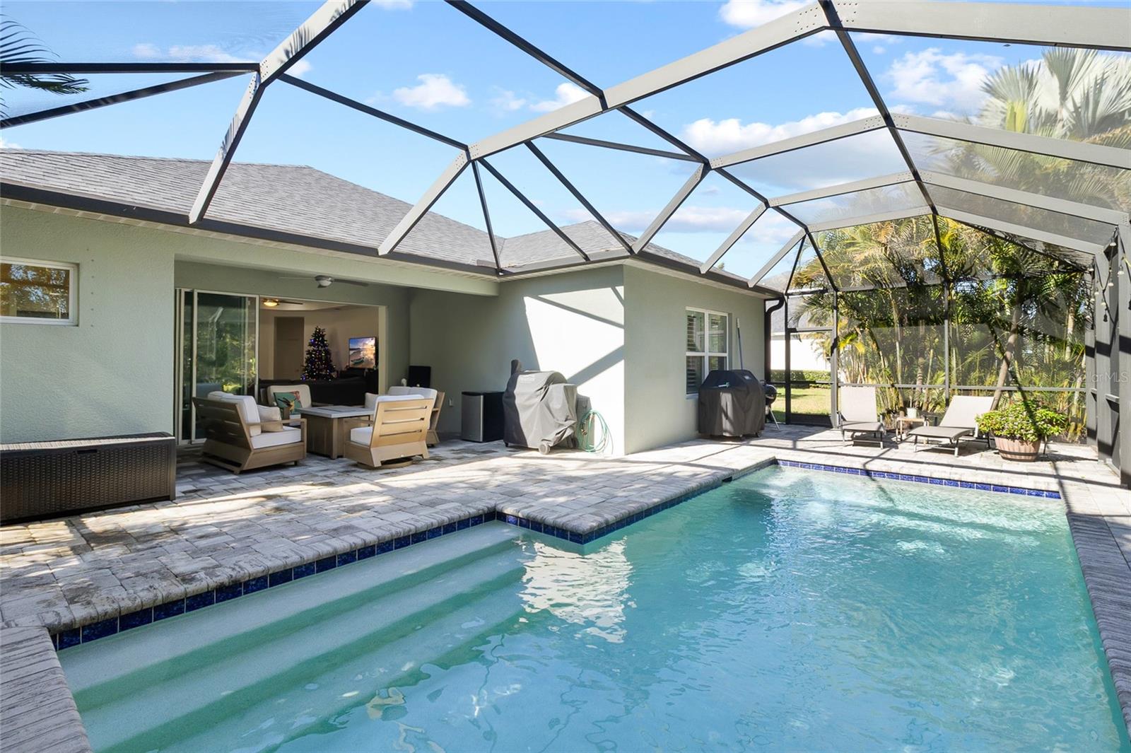 12335 WHISPER LAKE DRIVE, BRADENTON, FL, 34211 3 12335 WHISPER LAKE DRIVE