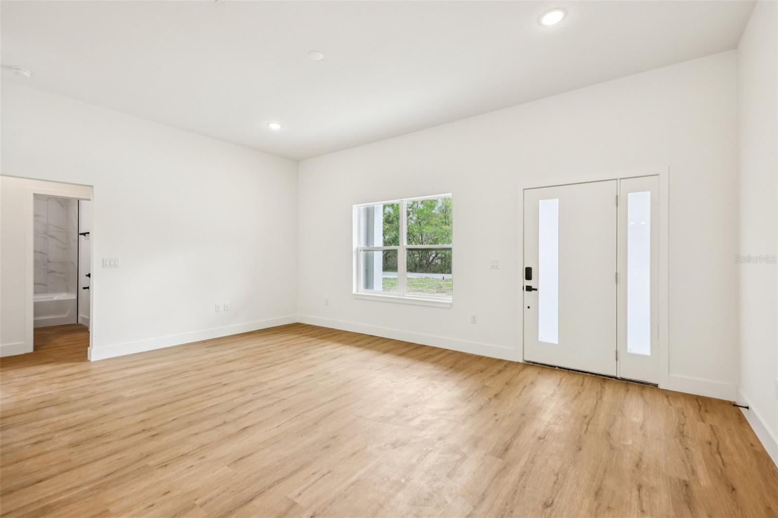 SILVER SPRING SHORES - Residential